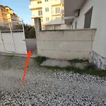 Sabi Qerret Apartamento Golem (Tirana)