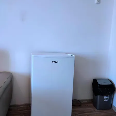 Sabi Qerret * Golem (Tirana)