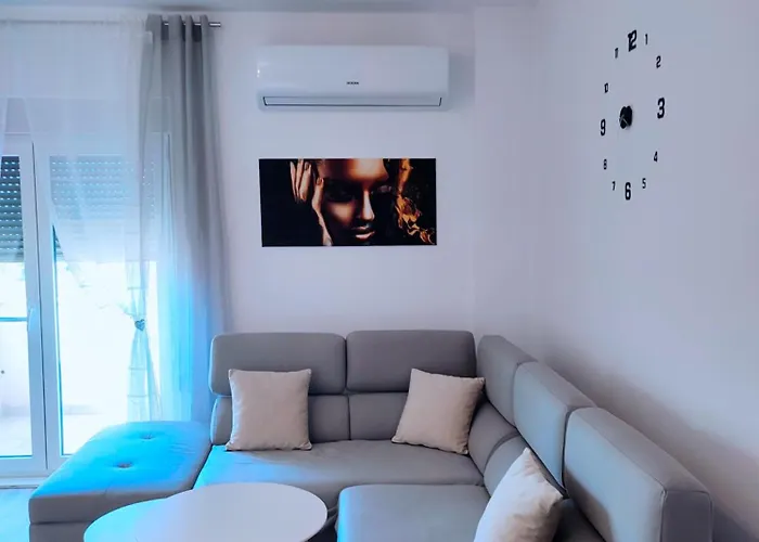 Apartment Sabi Qerret *