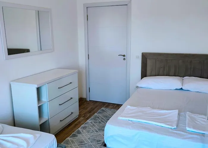 Sabi Qerret Apartment