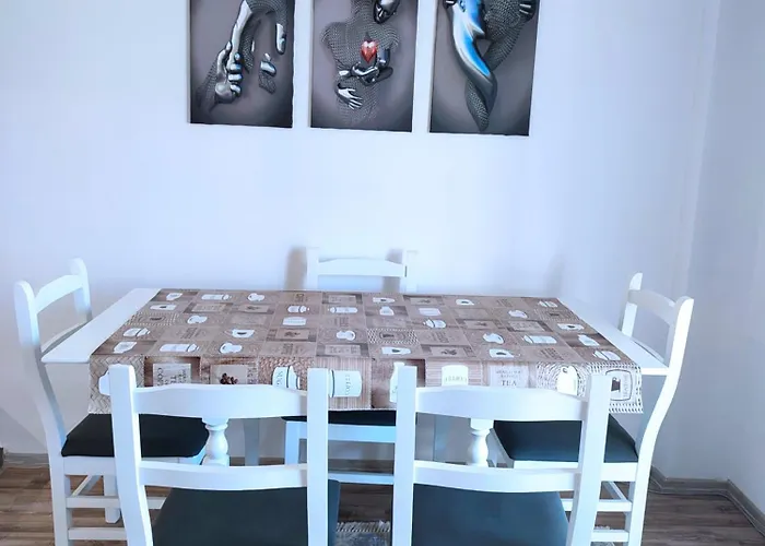 Sabi Qerret * Golem (Tirana)