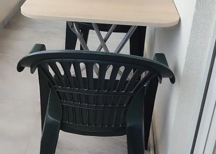 Sabi Qerret Golem (Tirana)