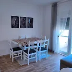 Sabi Qerret Appartamento Golem (Tirana)