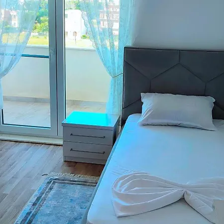 Apartment Sabi Golem Qerret *