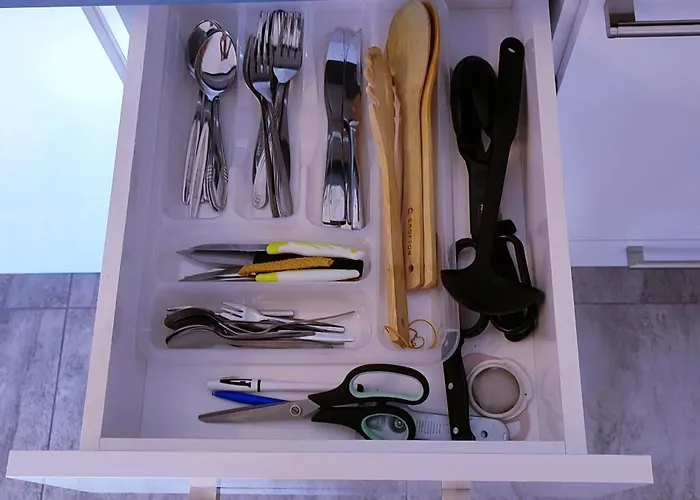 Sabi Qerret * Golem (Tirana)