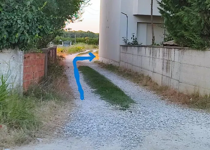 Sabi Qerret * Golem (Tirana)