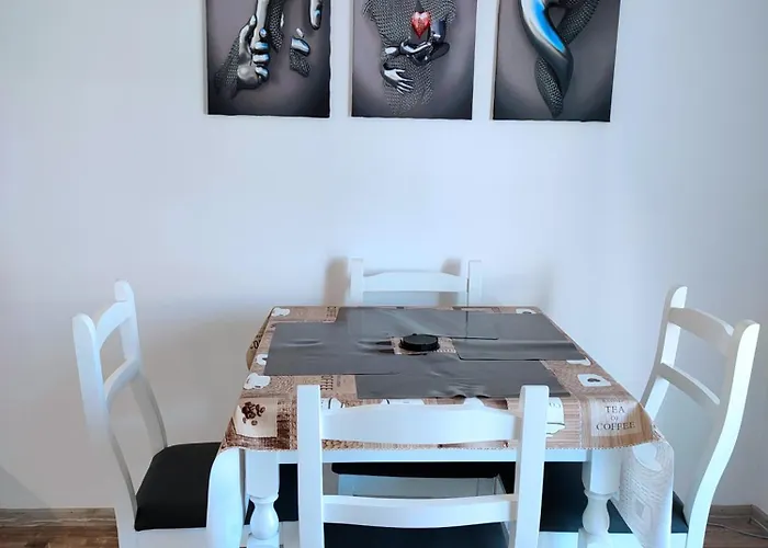 Sabi Qerret Appartement Golem (Tirana)